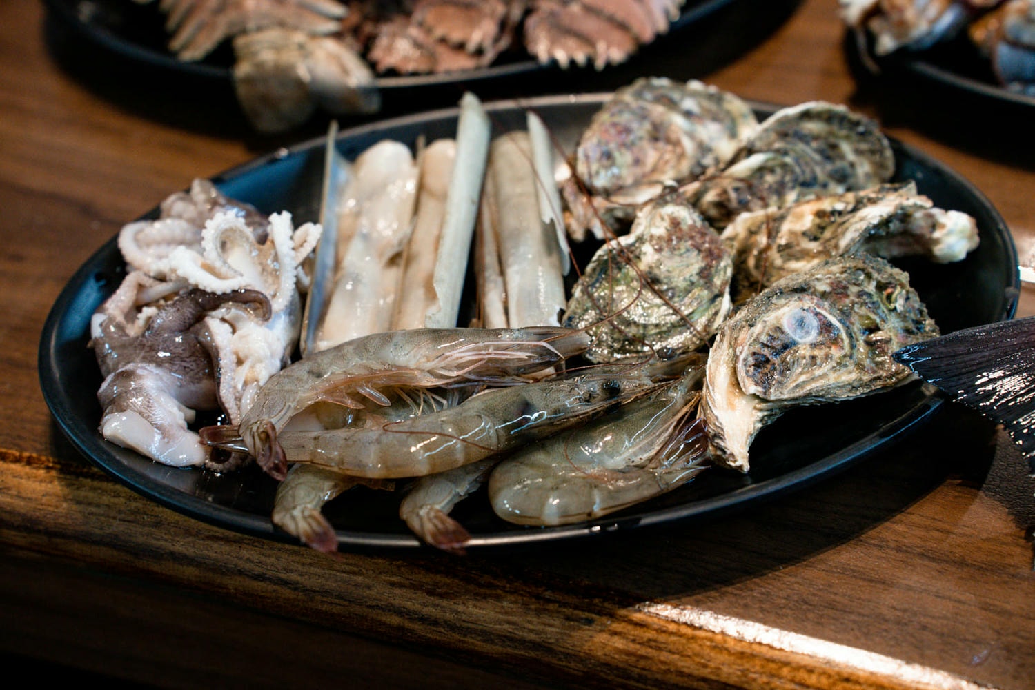 林口海世界複合式碳烤店|現流海魚、生魚片、螃蟹吃到飽!當季牡蠣海鮮無限享用,不收服務費超划算! - 第12張圖