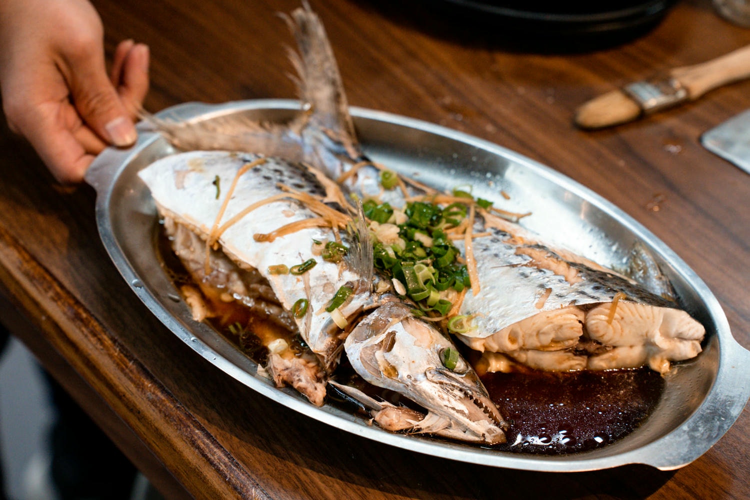 林口海世界複合式碳烤店|現流海魚、生魚片、螃蟹吃到飽!當季牡蠣海鮮無限享用,不收服務費超划算! - 第16張圖